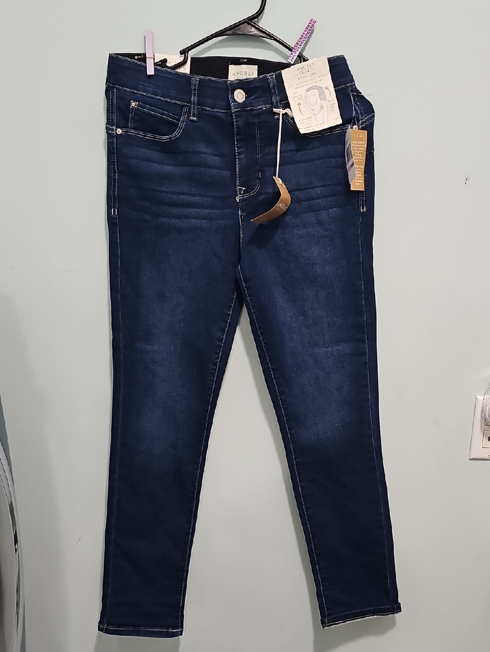 Angels Women’s Skinny Jeans in Dark Indigo New E/tags Size 6/28